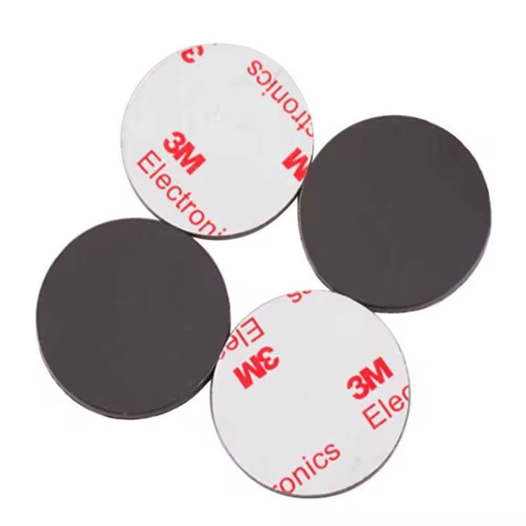 10 Rubber magnet